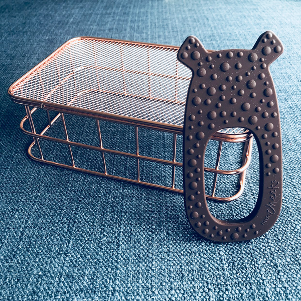 TEETHER // BEAR (BROWN)