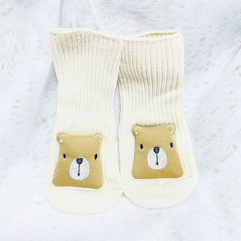 3D SOCKS // FUZZY BEAR