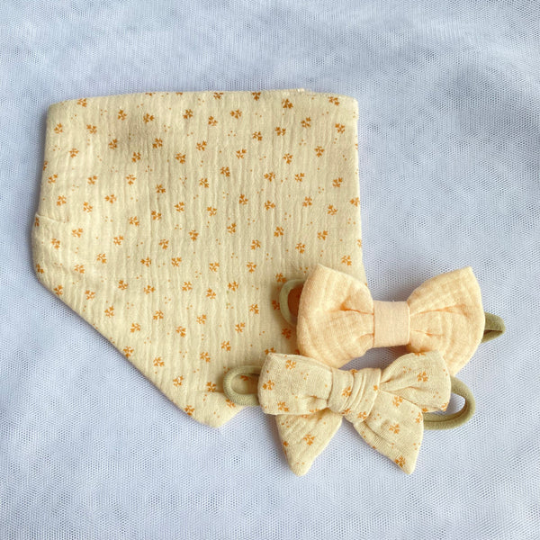 GIFT SET // DAINTY FLEUR (BIB x HEADBAND)