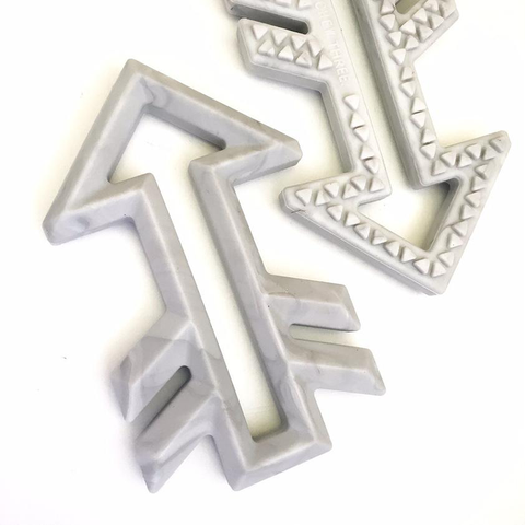TEETHER // ARROW (MARBLE)